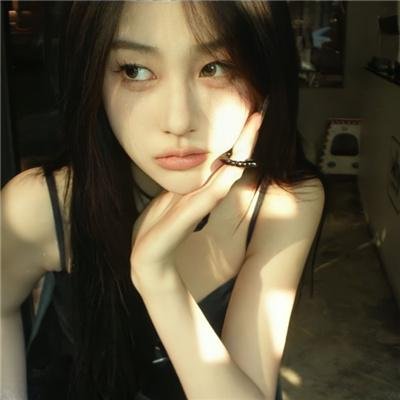 雨季的婚礼封面